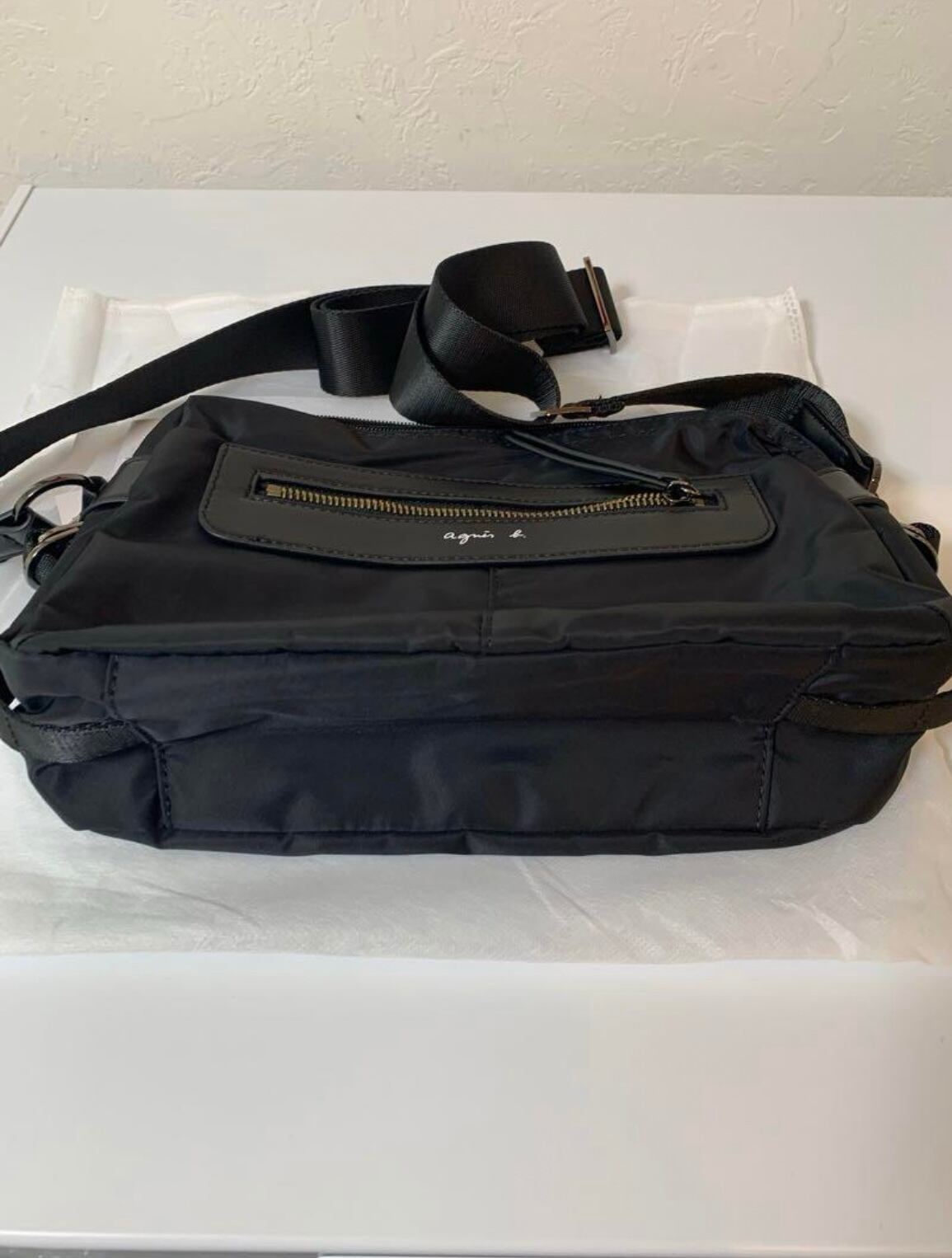 美品❣️アニエスベー ショルダーバッグ agnes b 肩掛けバッグ agnes b. アニエスベー ショルダーバッグ 肩掛けバッグ 斜め掛け 新品