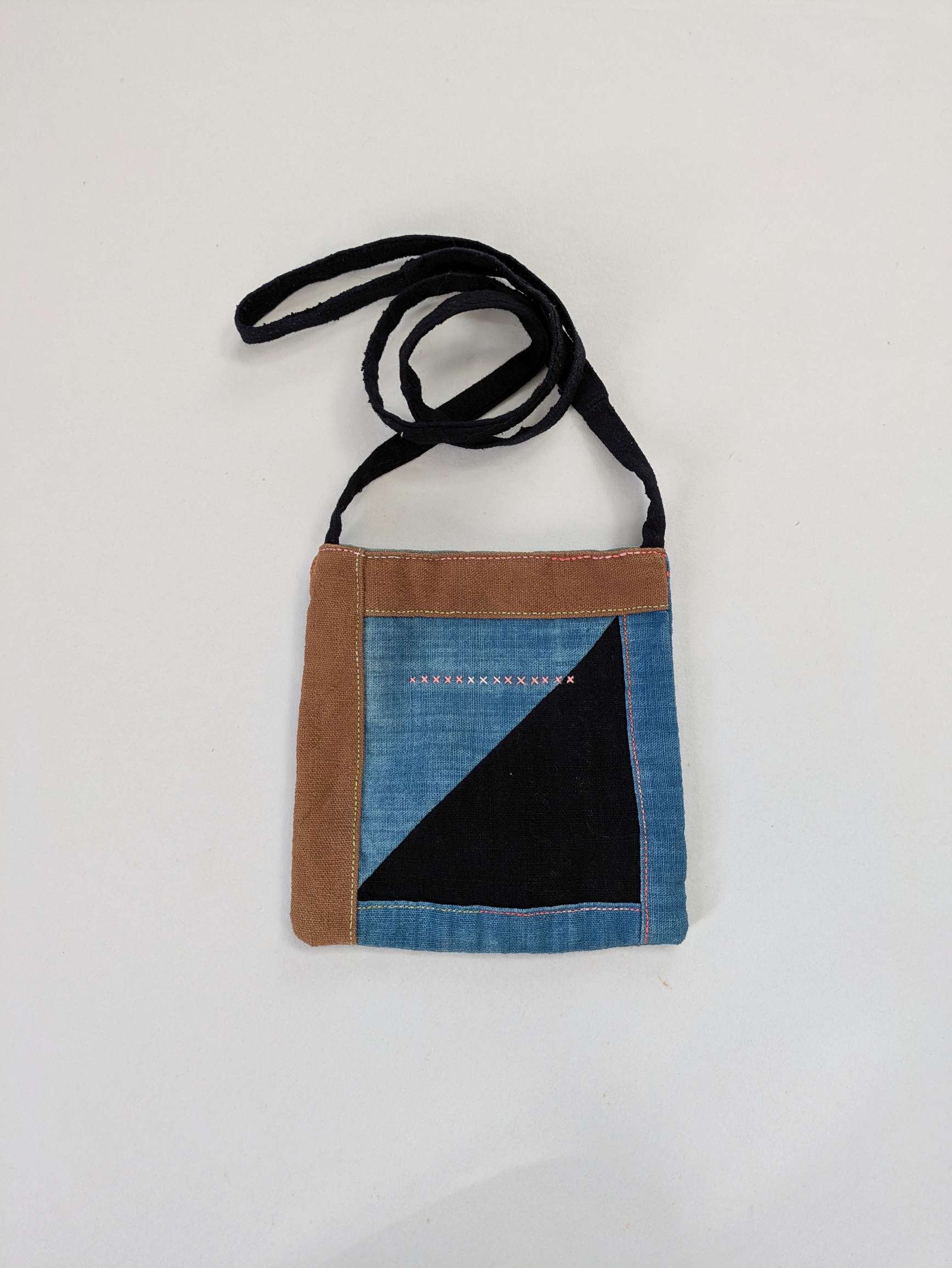 ラオス レンテン族草木染めポシェット ⑤ ⑥ | sora to tori