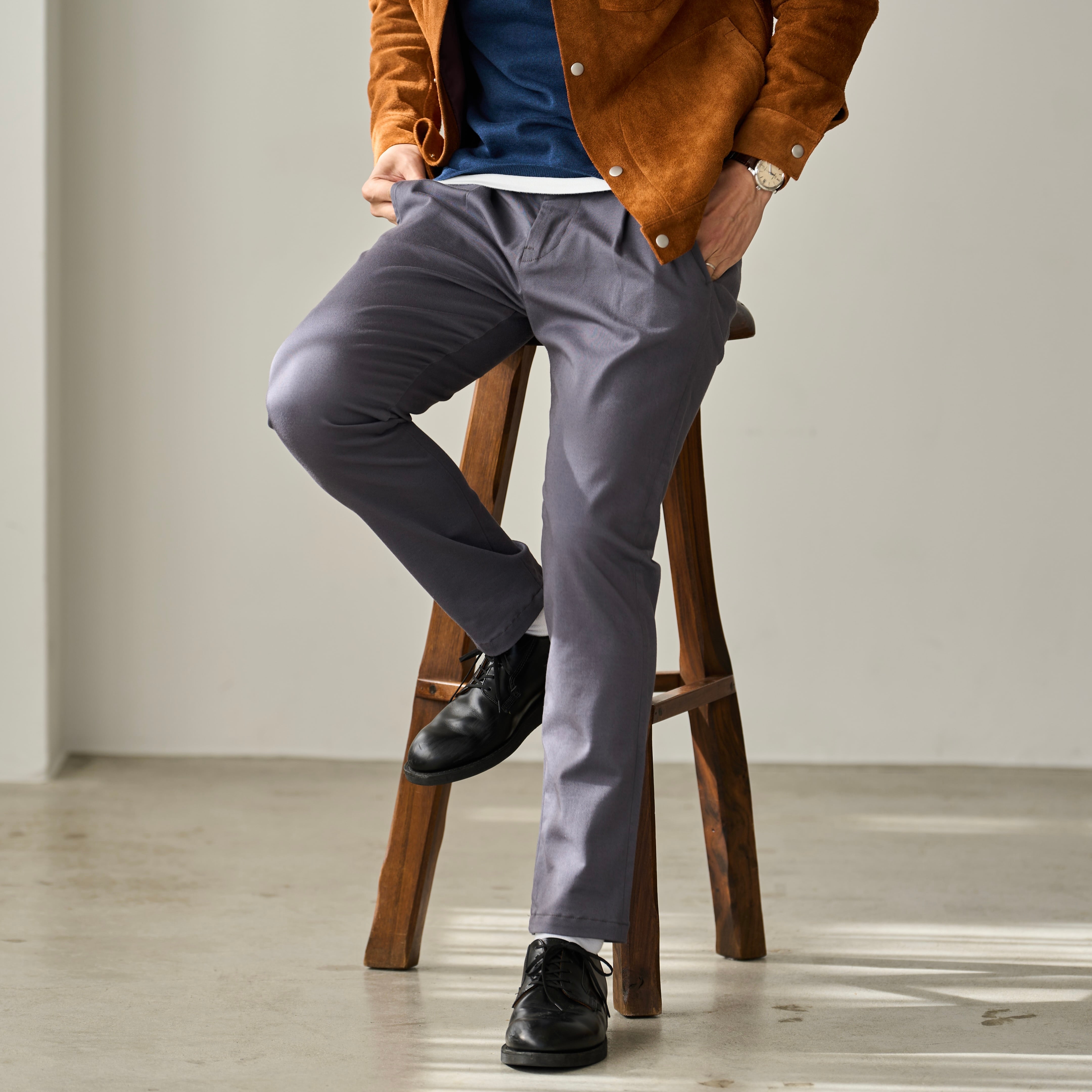 いつかは、究極のグレーパンツ~黒アウターを1番かっこよくするパンツ