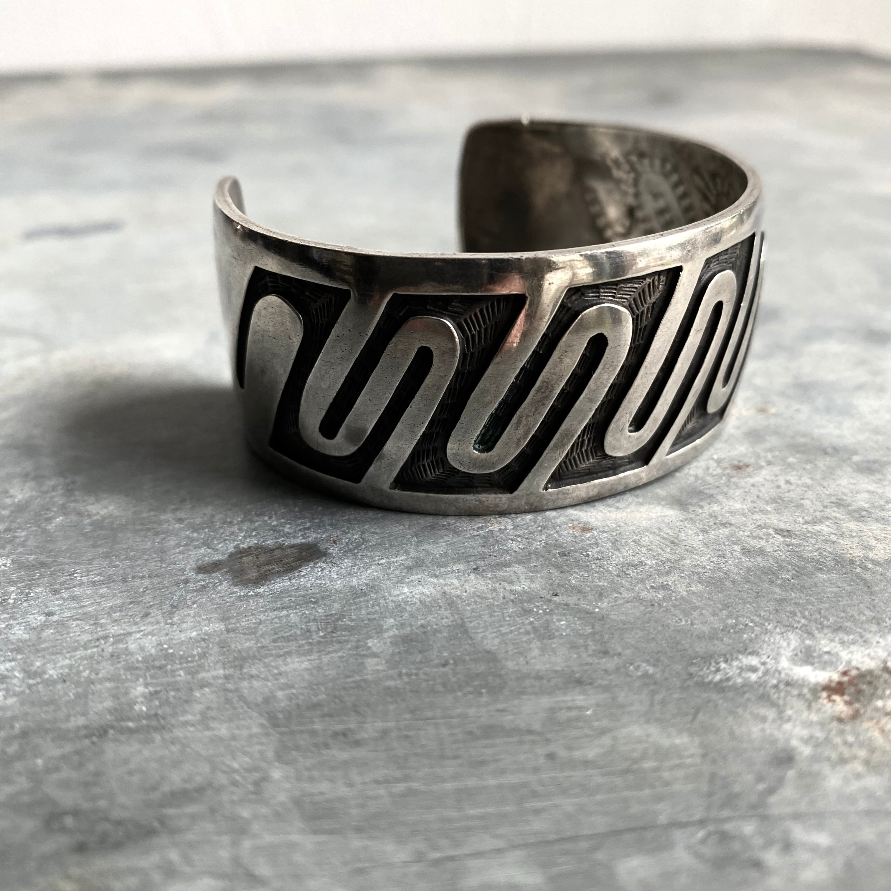 Watoson Honanie Hopi バングル インディアンジュエリー Indian jewelry / overlay cuff bangle Watson Honanie | cravittra