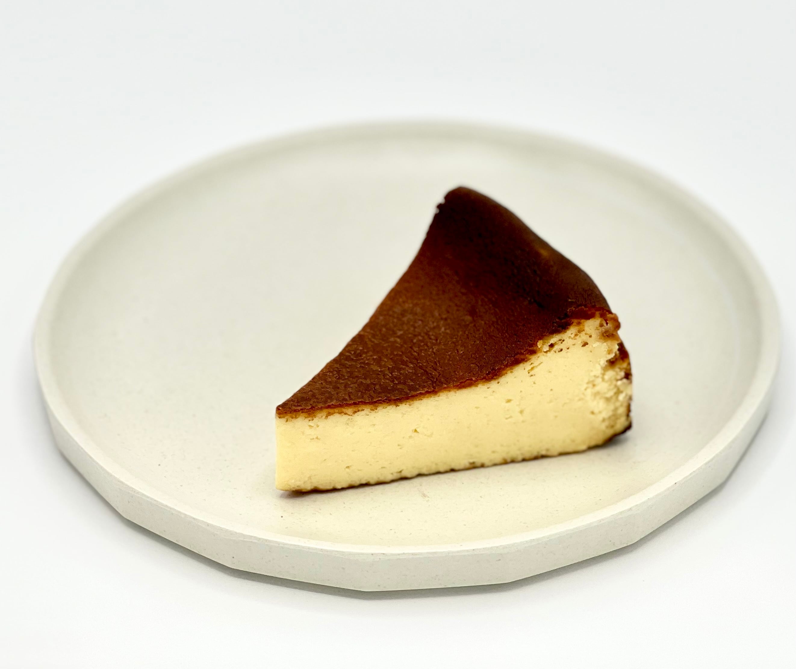 低糖質バスクチーズケーキ(1カット） | チーズケーキと豆腐