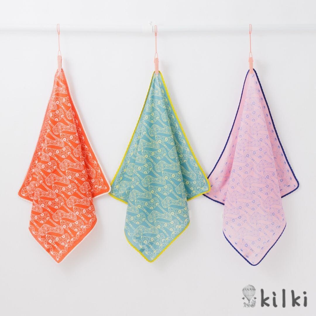 KILKI キルキー コットン ハンカチ シューズ ギフト レディース 大判 大きめ ブランド 綿100 コットン 100% お弁当包み 靴 柄 薄手 プレゼント ブルー ピンク レッド 6M-H35 Kl049
