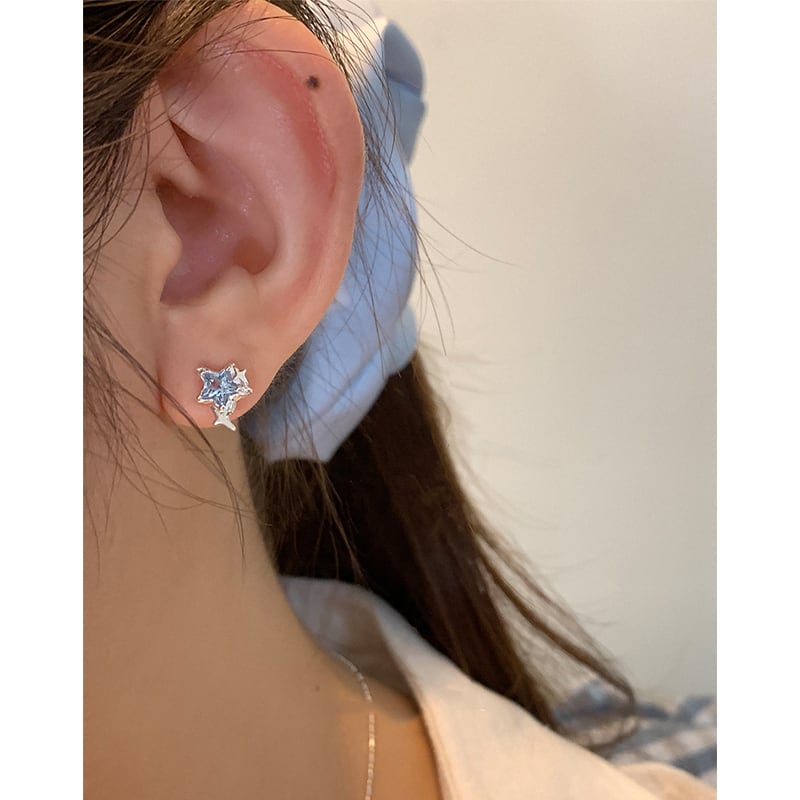suzyaccシルバー青色の星ピアス