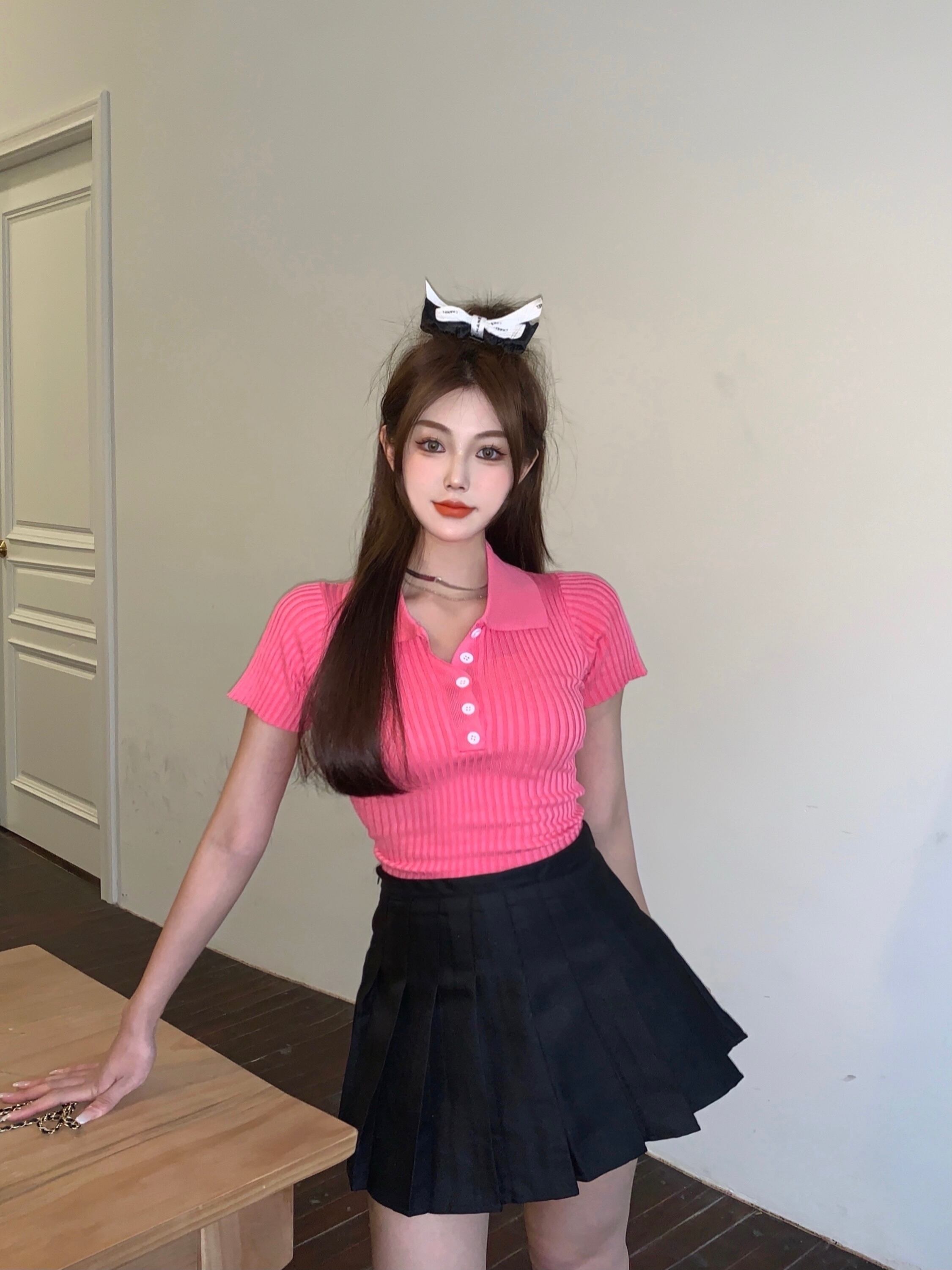 レッドカラーニットTシャツ サマースタイルスリムトップス 大人ガーリー スウィート キュート カジュアル 夏物 ピュア ブラックストロベリース79597217686