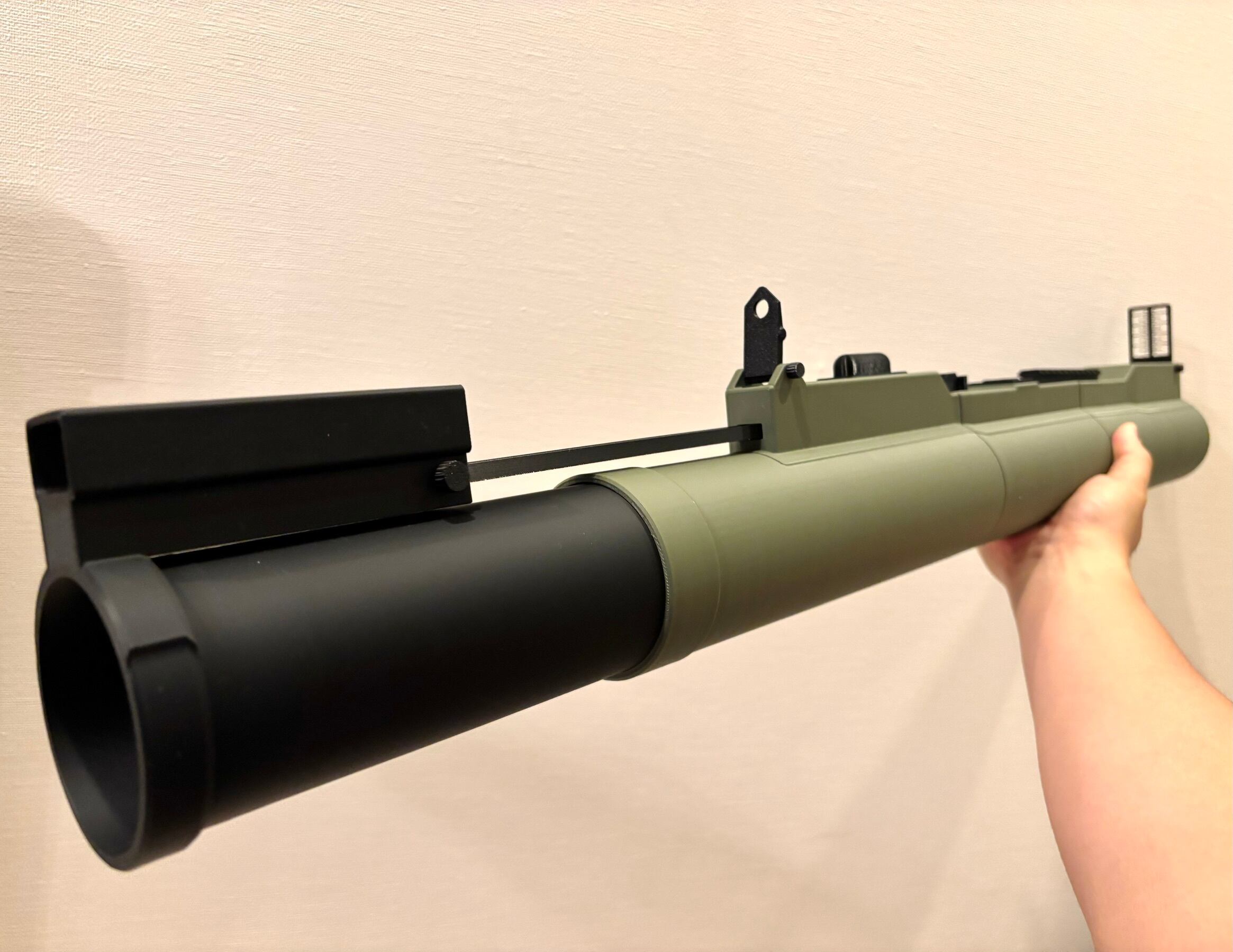 1:1 M72 LAW ロケット レプリカモデル(金属なし、発射機能なし) | 3D