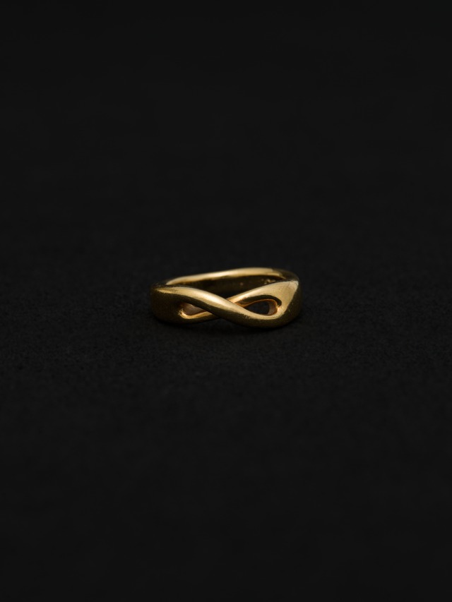 Twist Ring