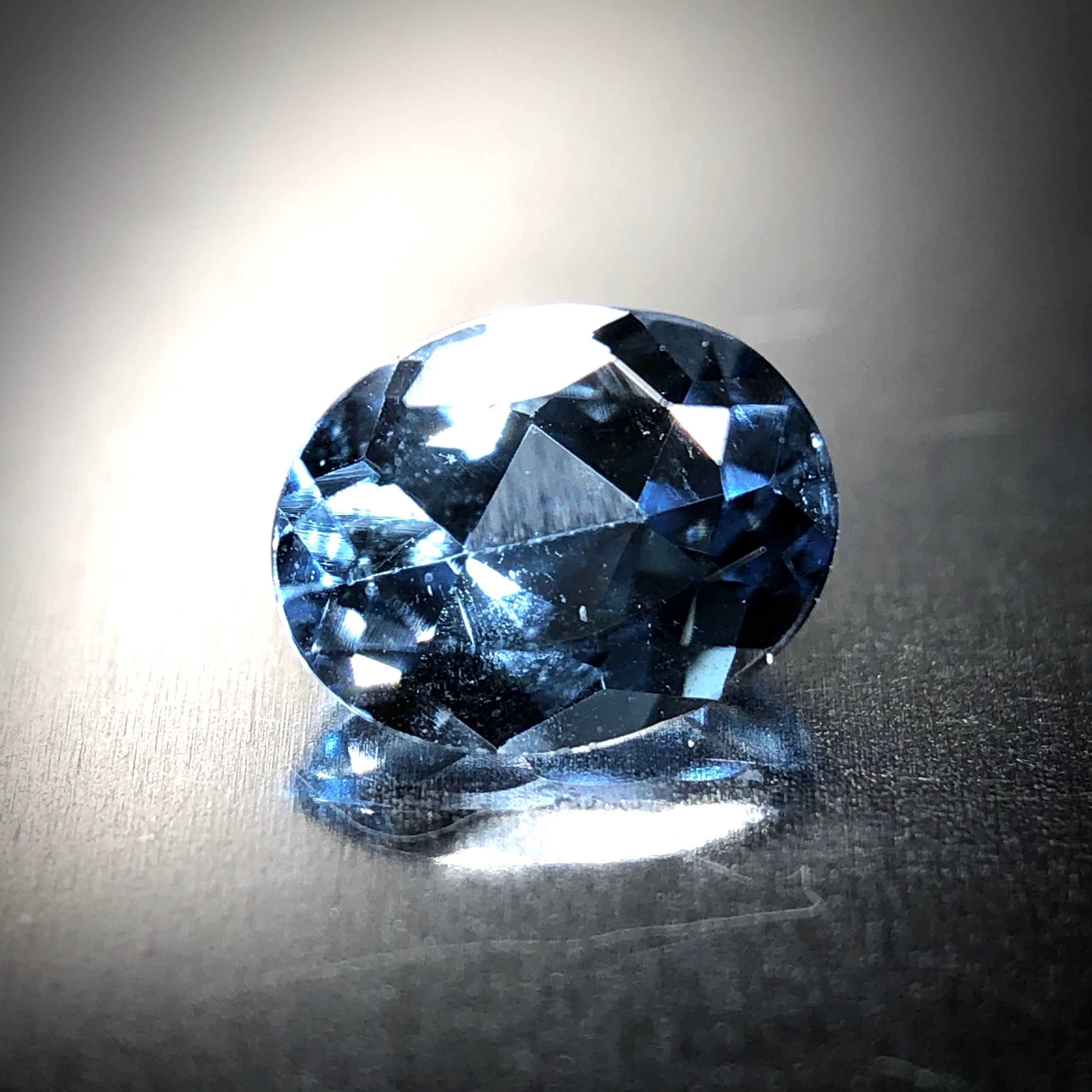 「サンタマリア」の特別な魅力 0.29ct 天然アクアマリン | Frederick’s Gems&Jewelry powered by BASE