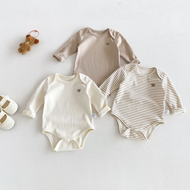 【BABY】クマロゴ長袖ボーダーロンパース