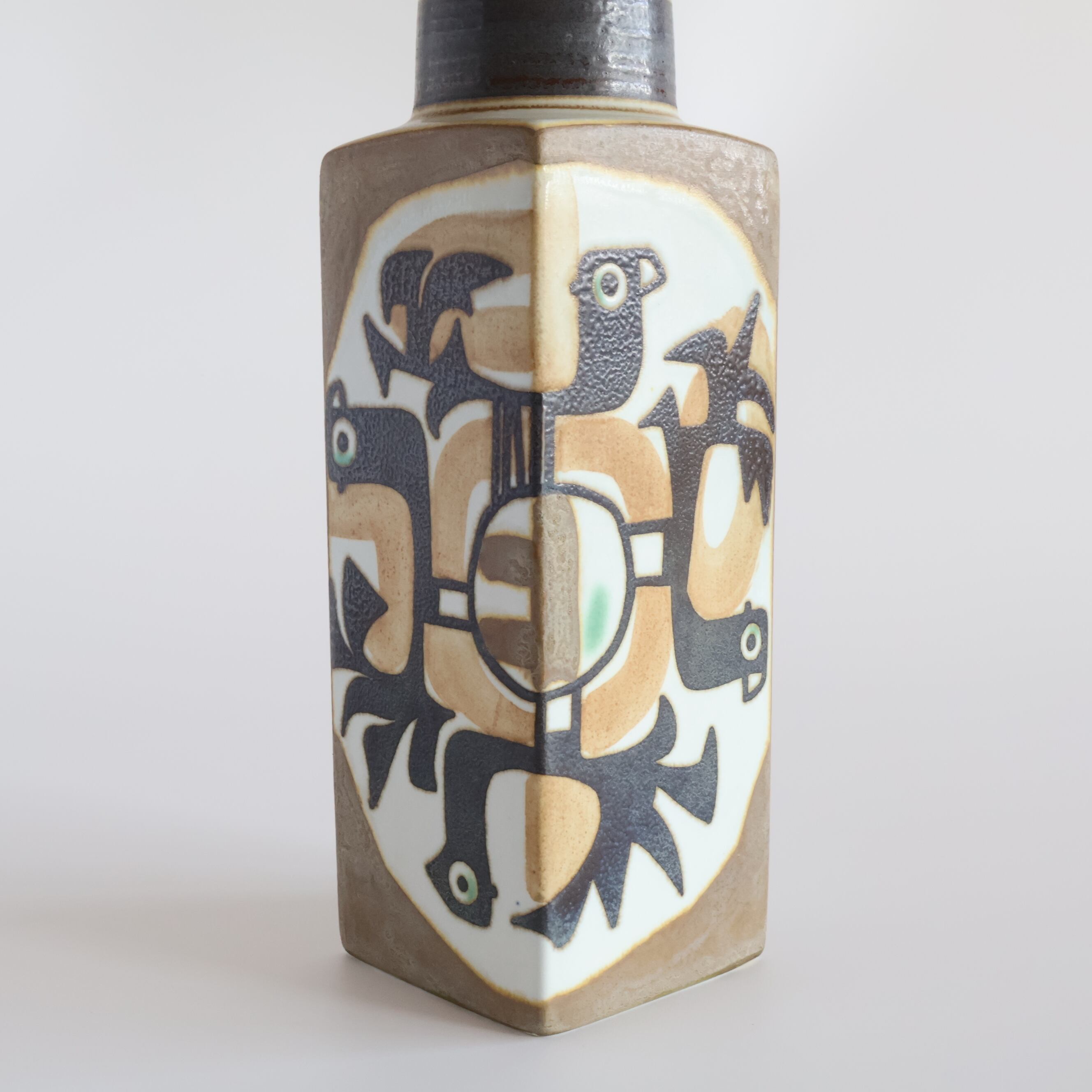 ロイヤルコペンハーゲン　花瓶 ブルーパルメッテ ベース|ロイヤル コペンハーゲン 公式