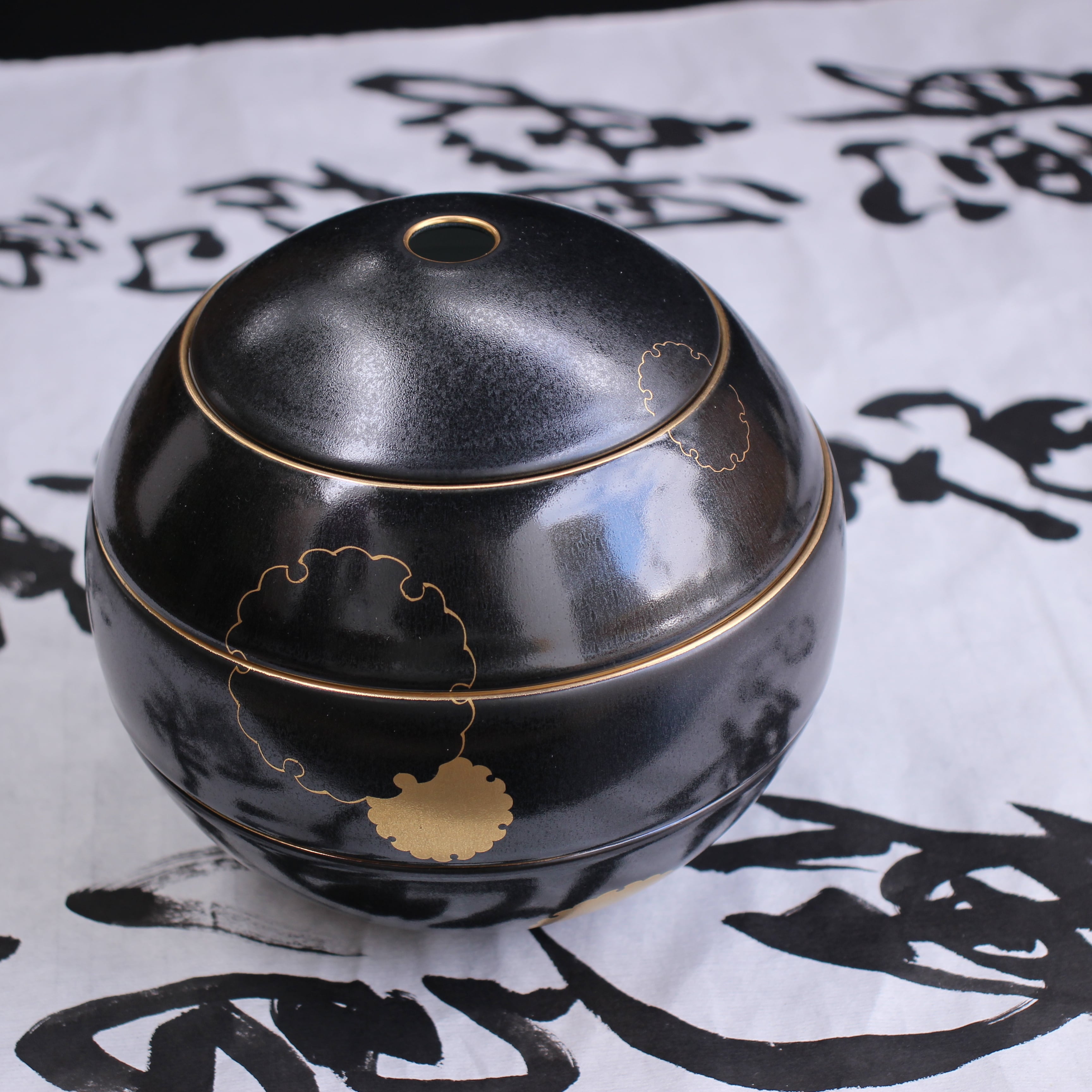 【貴重】 戦国時代 和田玉 高古玉 286.5g置物 紋彫り件 旧家蔵出し箱付き 貴重】 戦国時代 和田玉 高古玉 286.5g置物 紋彫り件 旧家蔵出し箱付き
