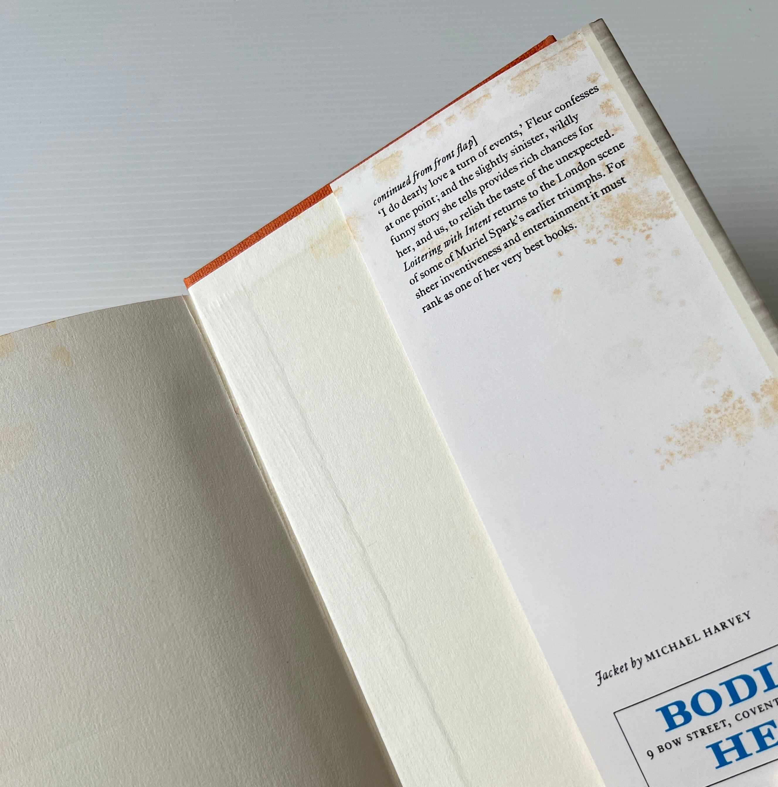 Loitering with Intent (1st Edition) あなたの自伝、お書きします / Muriel Spark ミュリエル・スパーク / The Bodley Head