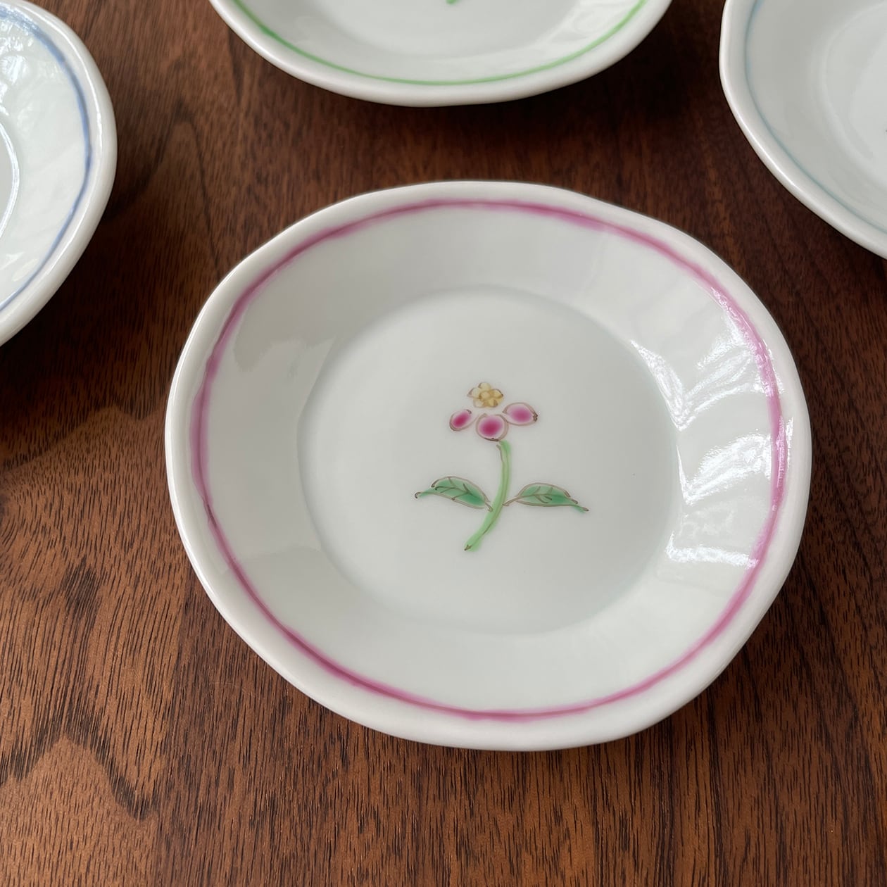 うつわ藍水 【 一つ花 豆皿 】1枚1,760円 全5種類No,1たんぽぽ・No,2