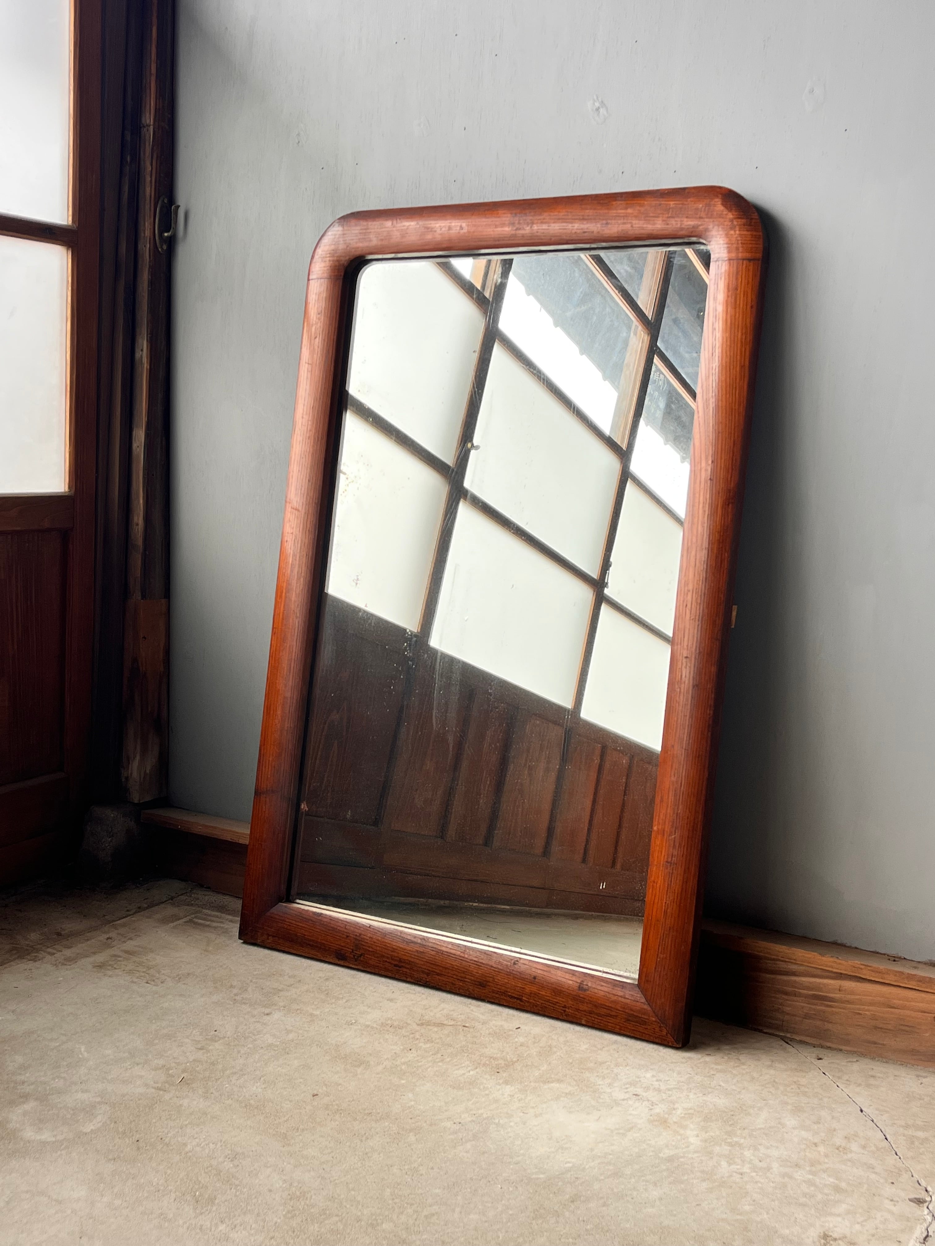 Legacy Market［レガシーマーケット］｜古道具・古家具の販売