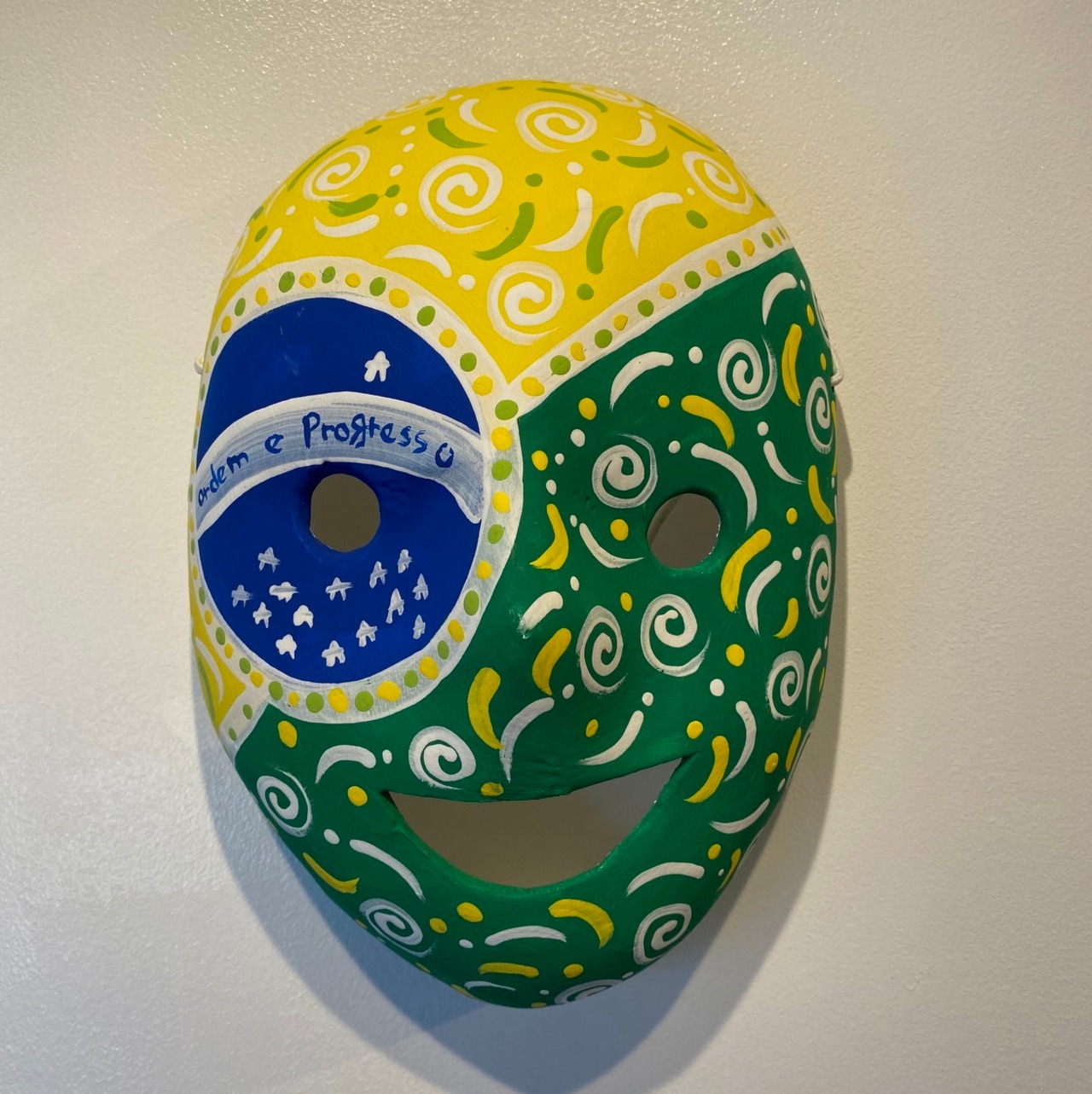 ブラジル北東部ペルナンブーコのカーニバルマスク J