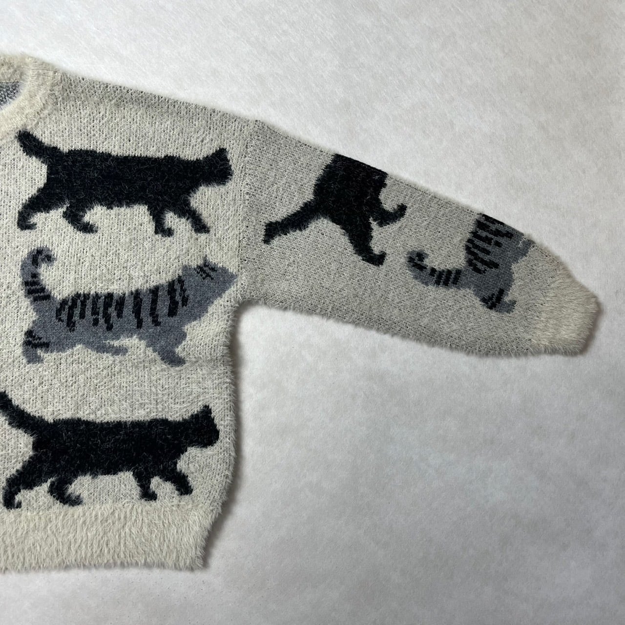 アンドエルシー　猫リリジャスニット アンドエルシー ネコリリジャスニット アンドエルシー ネコリリジャス