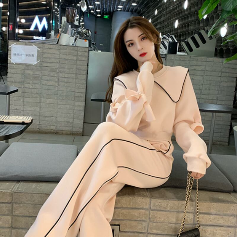 カジュアルとガーリーの融合♪ クロップド丈 ビッグカラー フリル