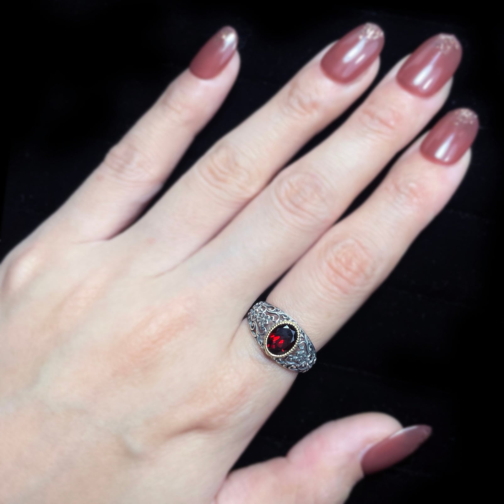 Alice｜アリス リング (K18 ＆ SV925) ガーネット | CheReine