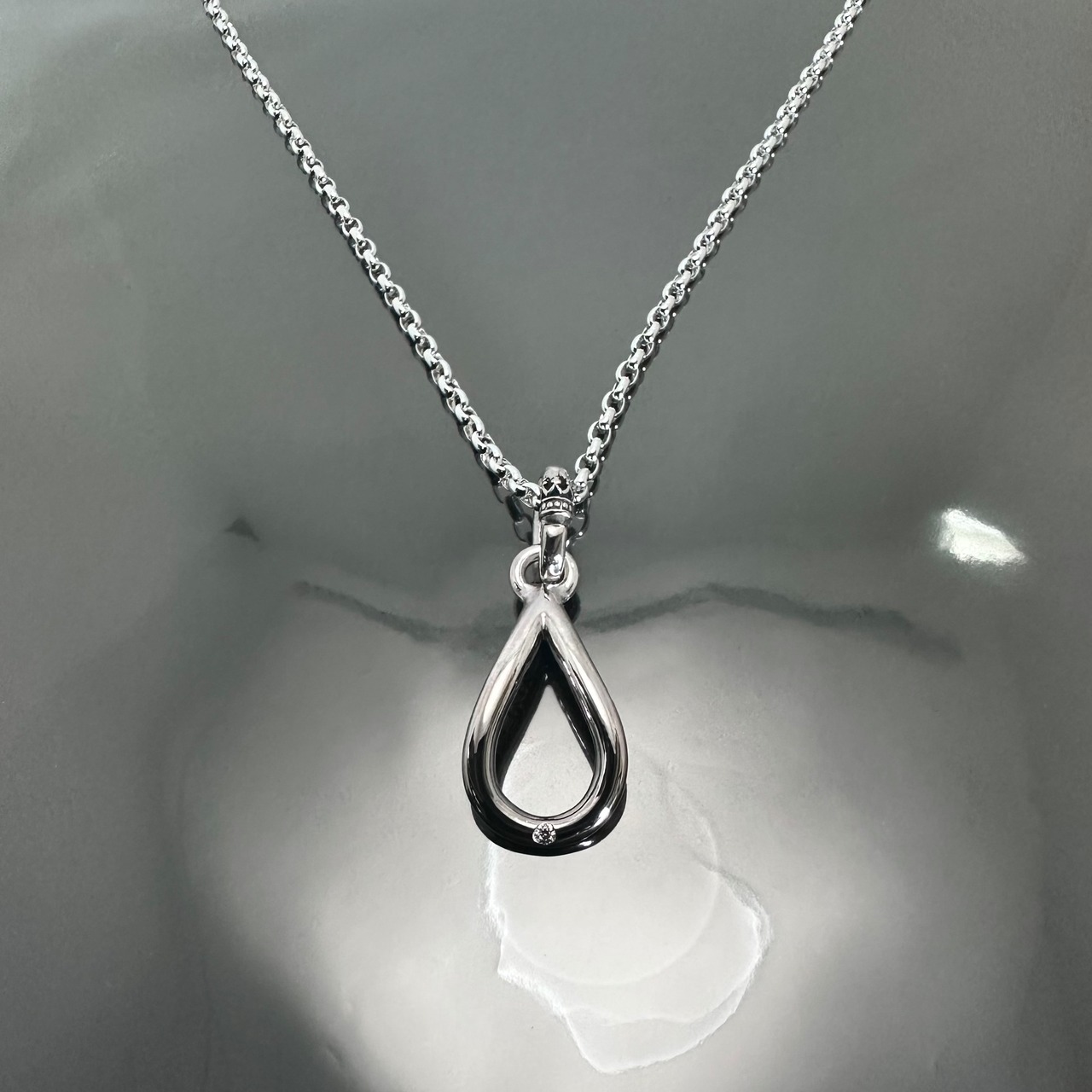 OPEN TEARDROP with DIAMOND NECKLACE / オープンティアドロップダイヤモンドネックレス