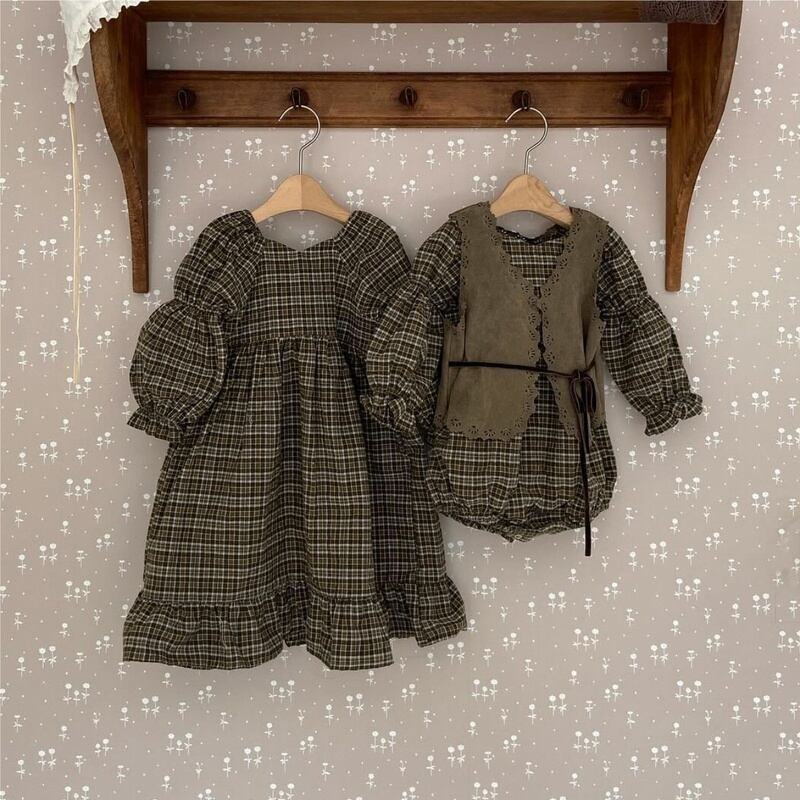 【BABY】チェック柄フリルワンピース