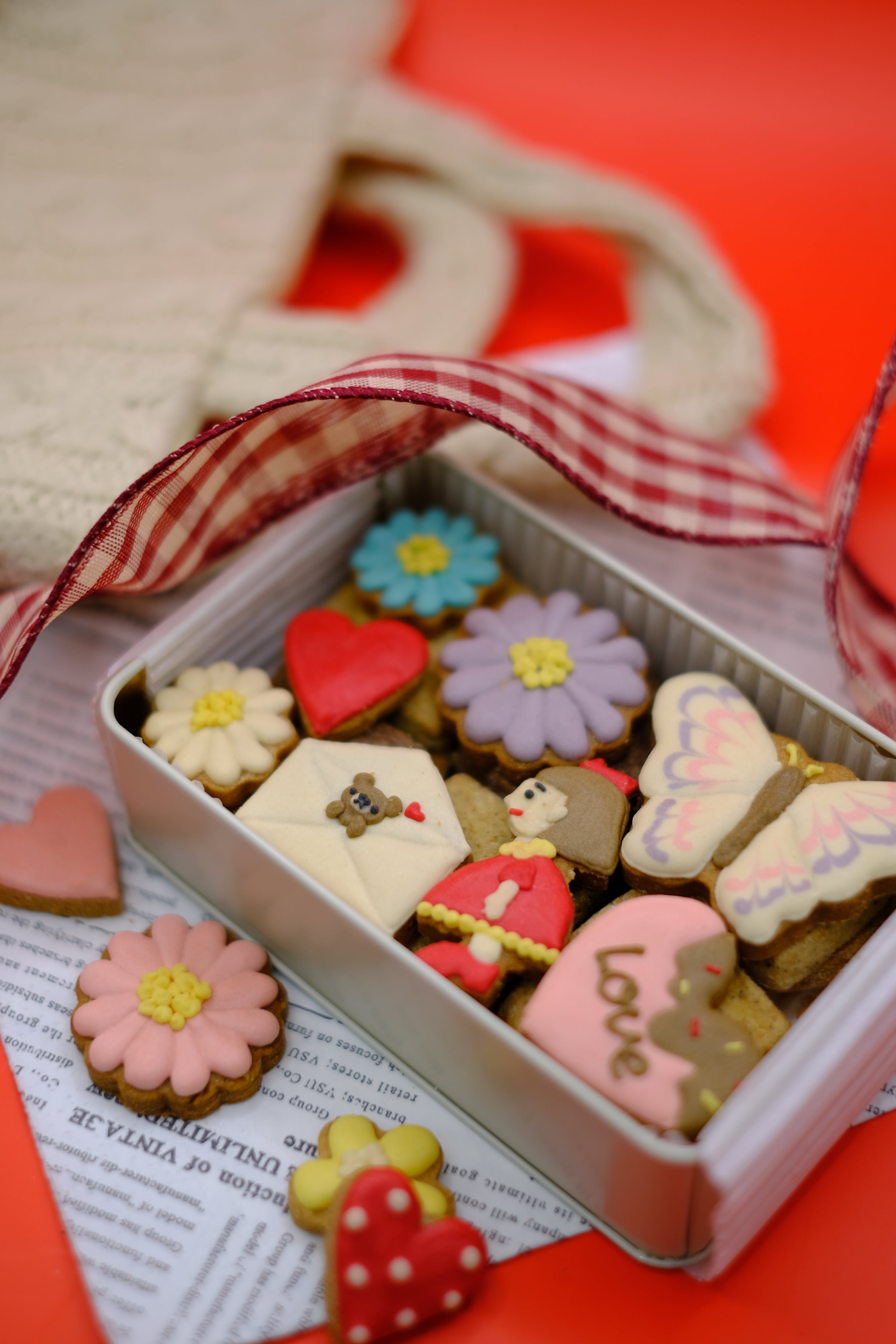 バレンタインアイシングクッキー缶 | シェ・サンタ オンラインストア