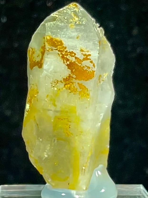 24) 満ち溢れるエナジー!秋田県亀山盛鉱山産クオーツ