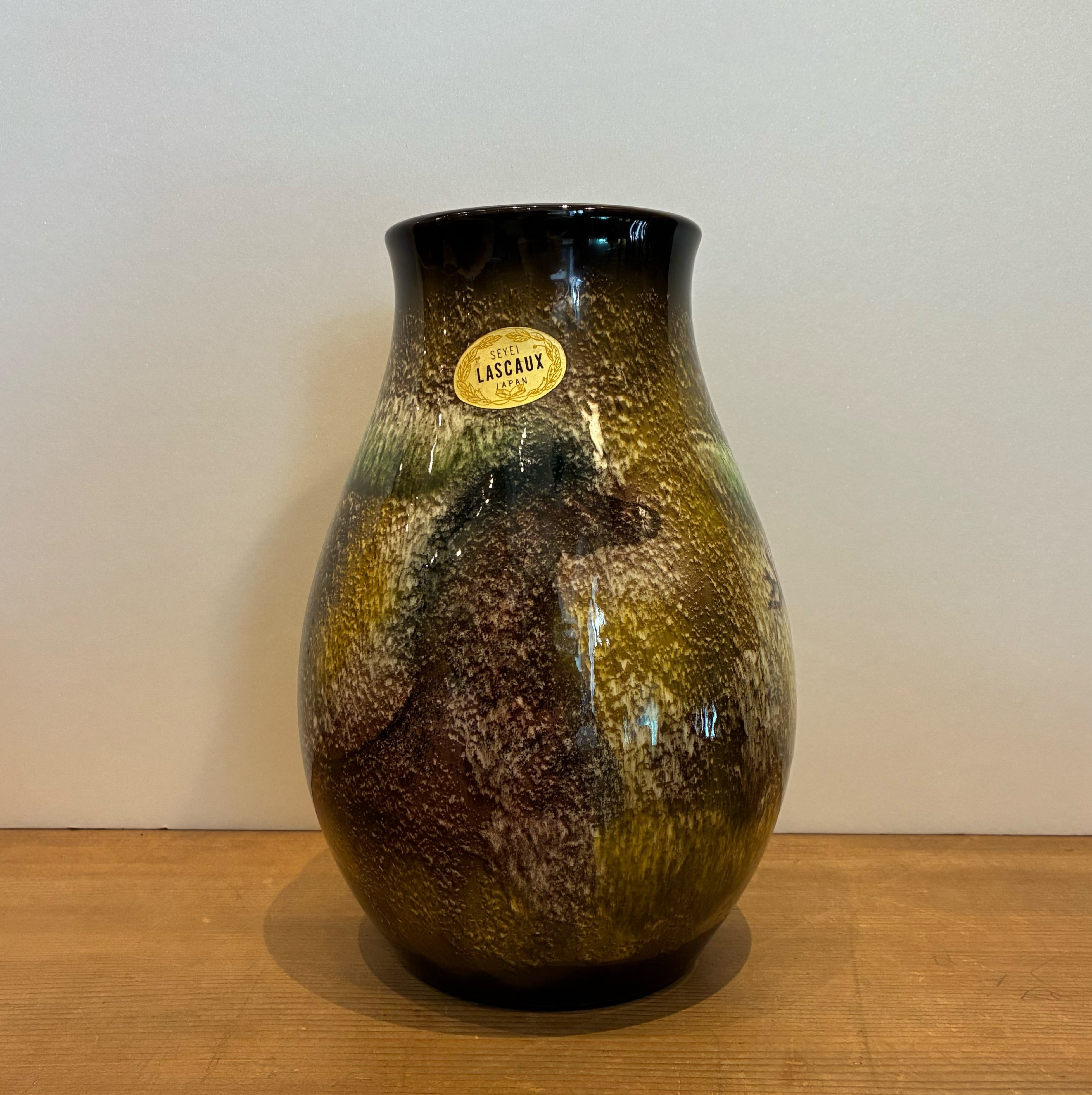 ラスコー洞窟画のフラワーベース