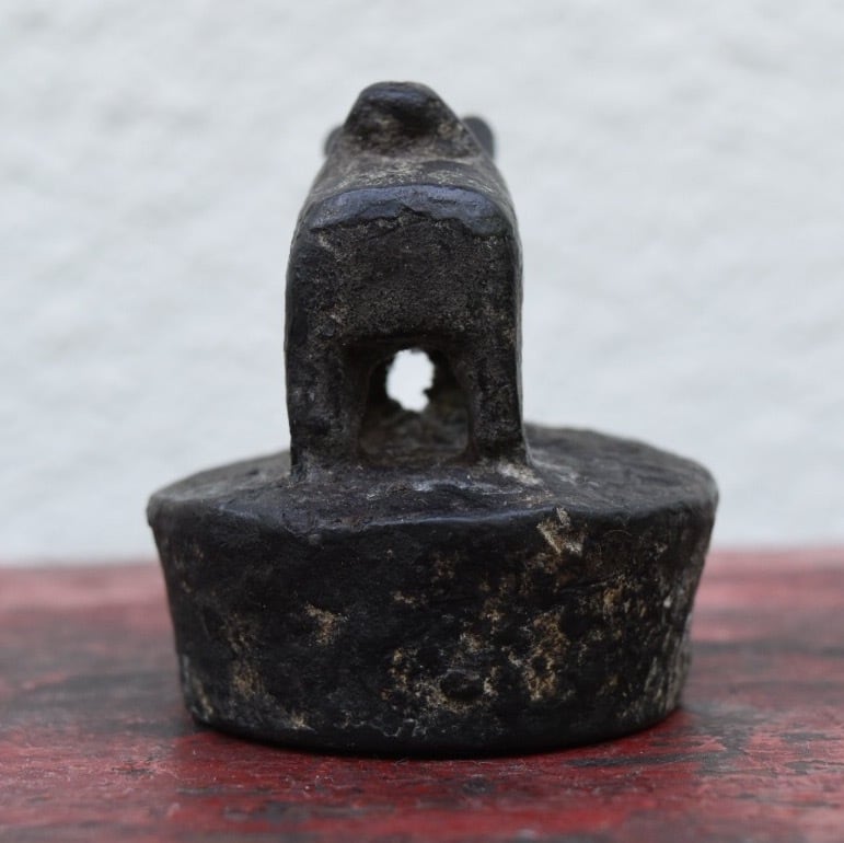 ネパール 木彫り蓋 こぶ牛 | 旅する骨董屋 喜八 KIHACHI.ANTIQUE