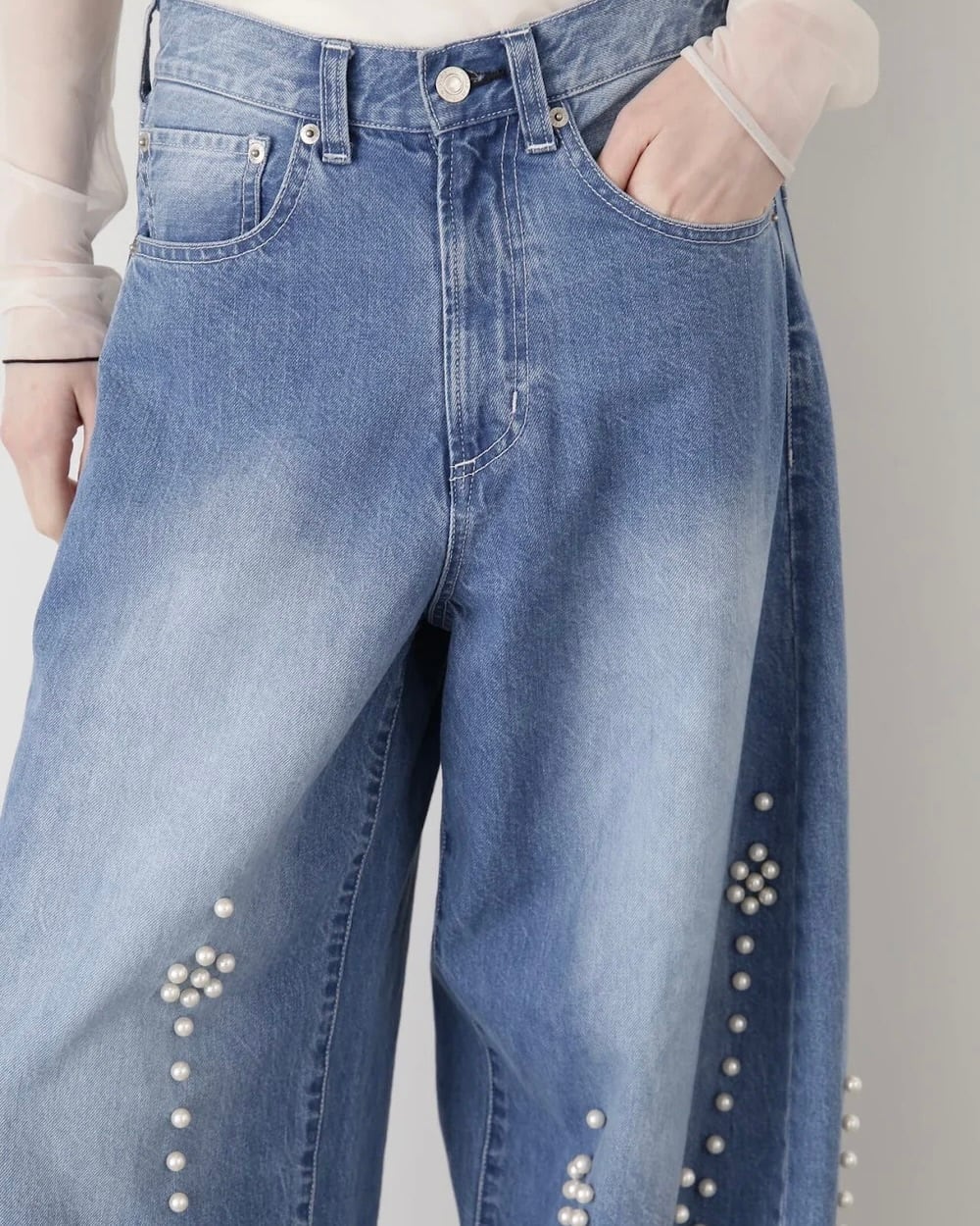 STUMBLY】Curvy Denim w/Pearl | idealclasse