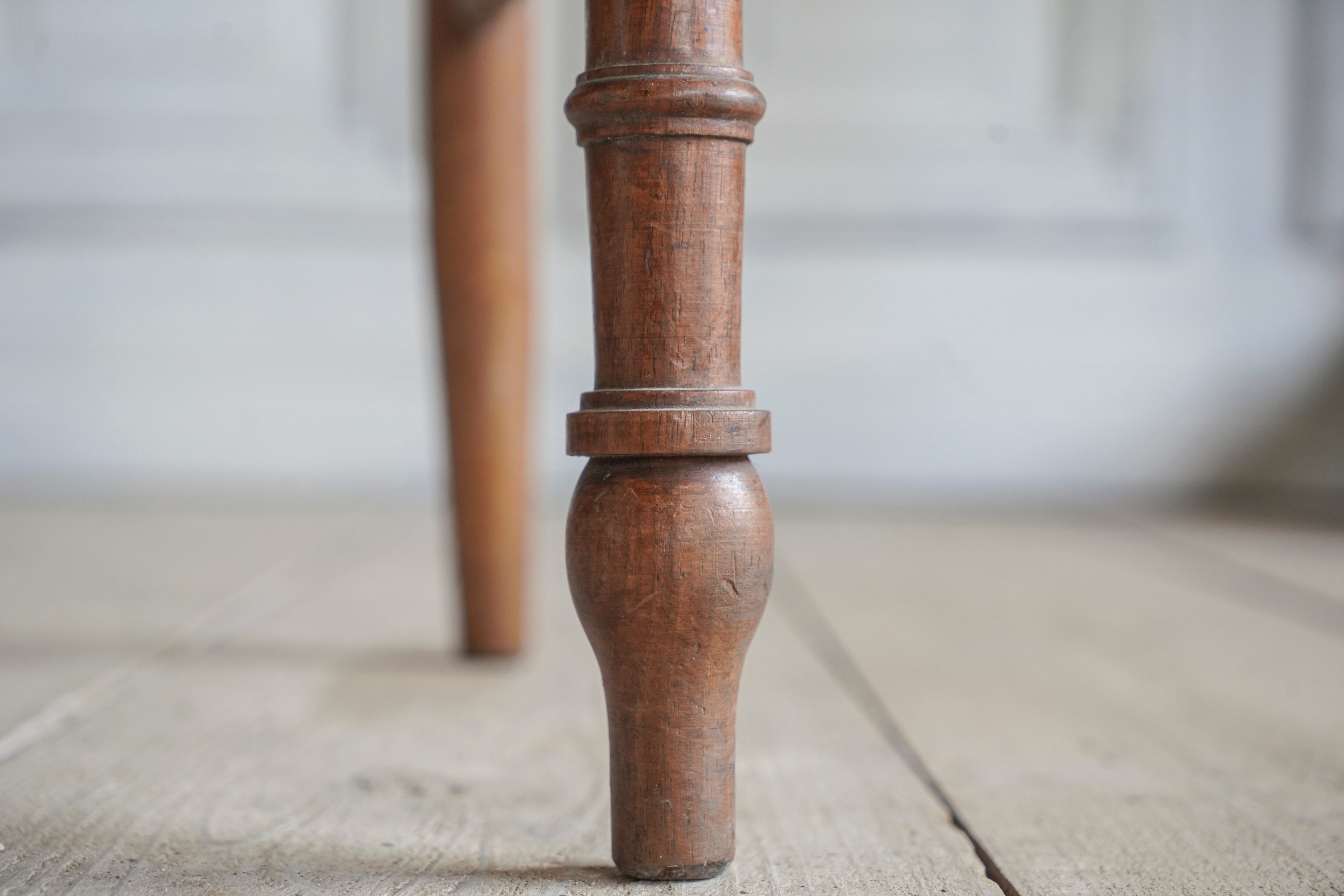 チェアー/アンティークチェア/椅子/ストライプ/模様