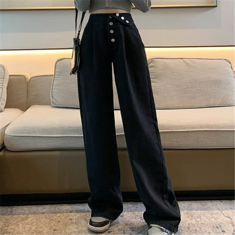 パンツ ワイドレッグパンツ ストレートパンツ ハイウエスト ボタン かわいい 大人可愛い きれいめ シンプル カジュアル 大人 上品 おしゃれ お洒落 かっこいい こなれ感 スポーティー ラブリー キュート ガーリー ルーズ クール 主役級 存在感 無地 春 秋 10代 20代 30代 レディース 女性用 ママ 通学 デート 女子会 休日 イベント リゾート ホテル ショッピング 着回し 普段使い お揃い 双子 韓国 韓国系 オルチャン ファッション コーデ スタイル 楽ちん 美脚 脚長 25 26 黒