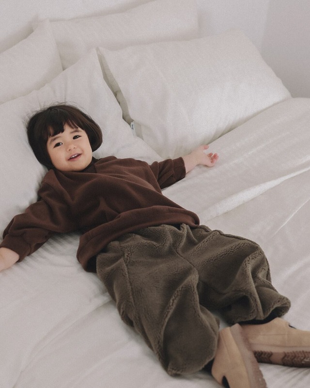 予約⌇onu/ Boa fur pants