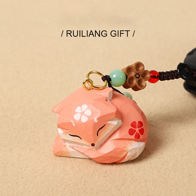 ♥木彫りキツネ、ほんのり愛らしい！【MFQシリーズ】★キーホルダー★ 3タイプ選択可能 飾り物 アクセサリー 狐 きつね キツネ