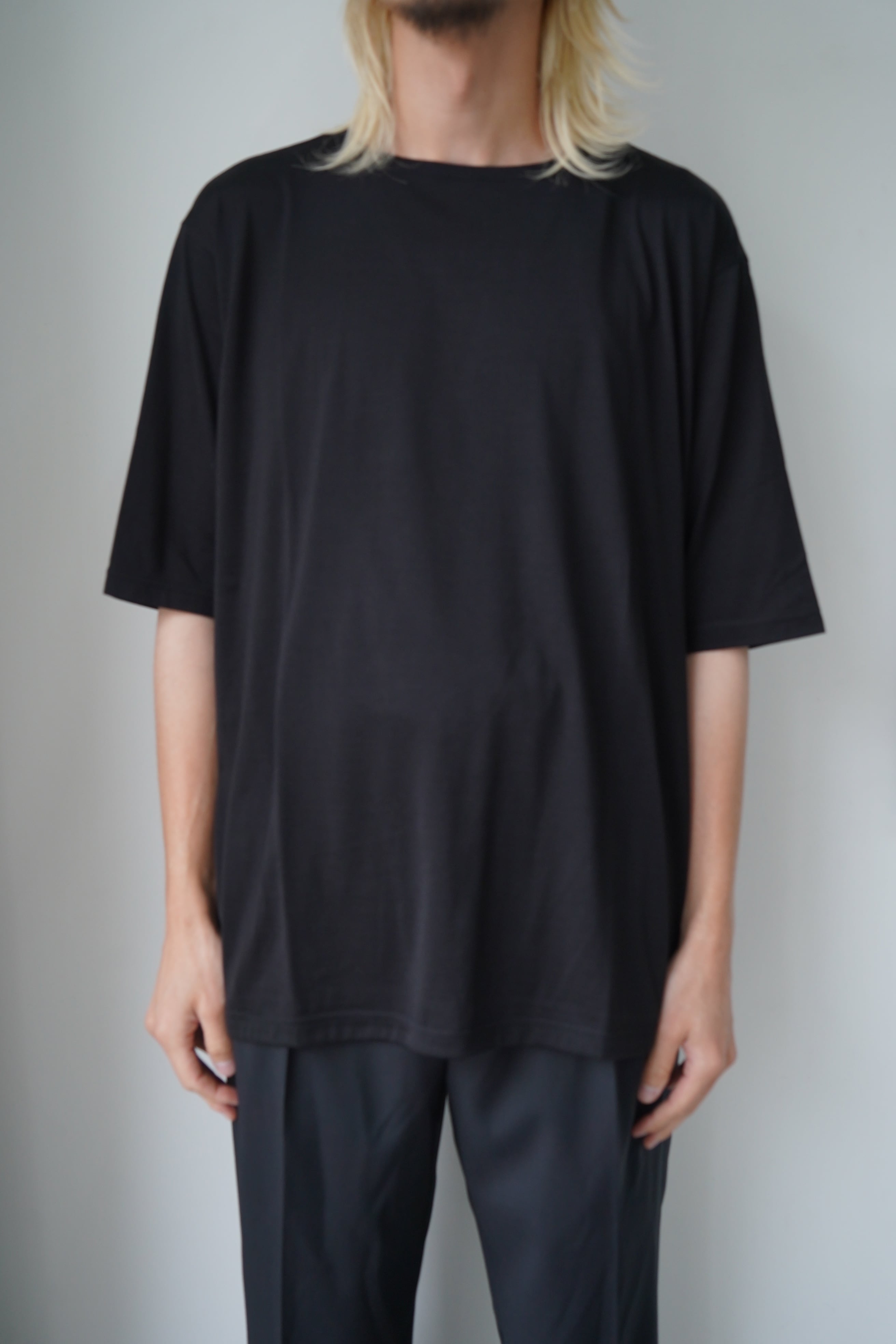 MAATEE&SONS / EX.SILK BOATNECK TEE(BLACK) | LiNN