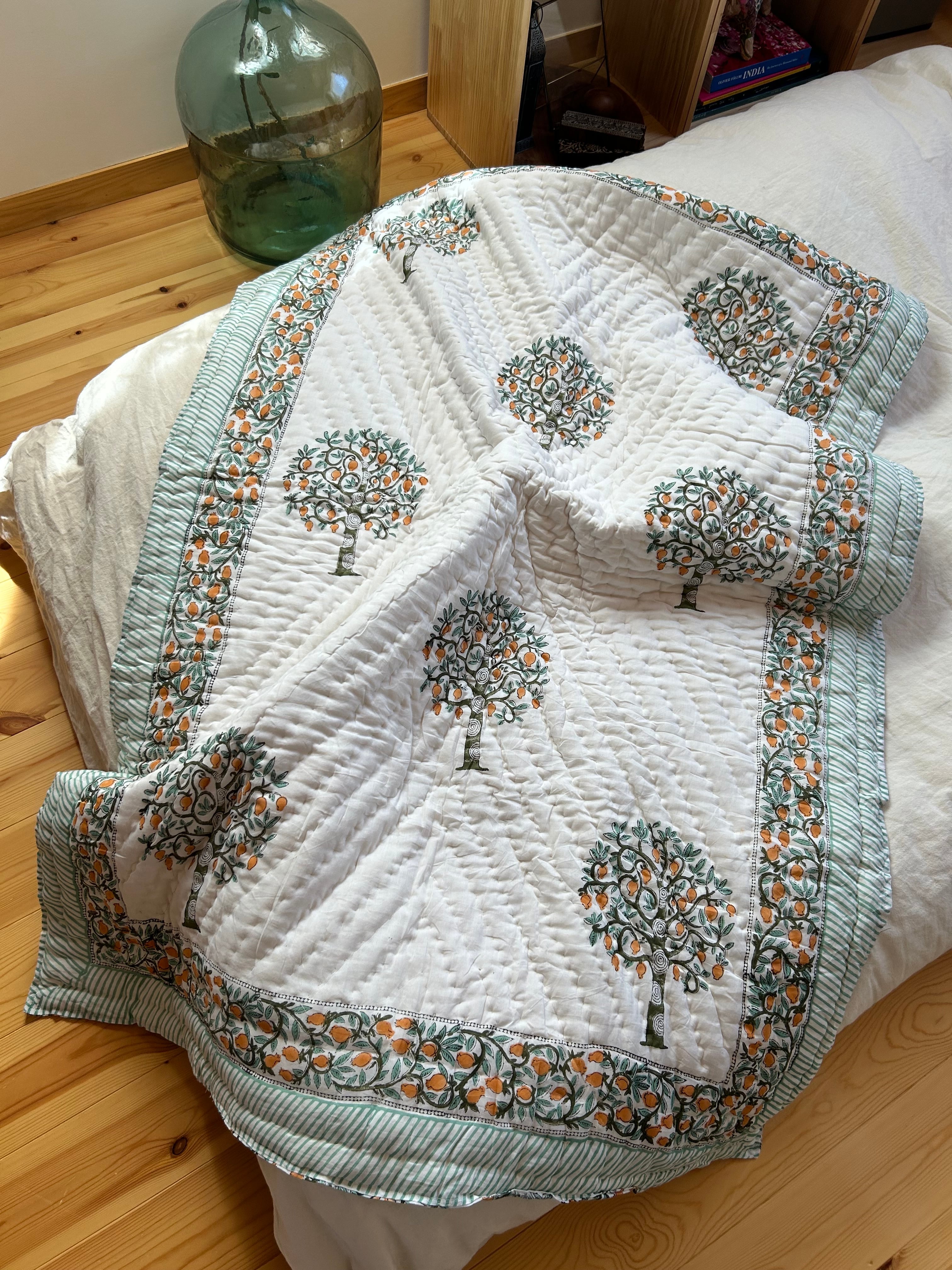 ブロックプリントキルト　インドの布団　ソファーカバー　ベッドカバー　キルト ブロックプリントキルト ストア ブロックプリントキルト インドの布団