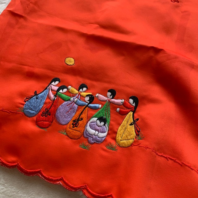 レトロヴィンテージ昭和レトロ可愛い刺繍入テーブルクロス デッドストック Roinaz Used Salon