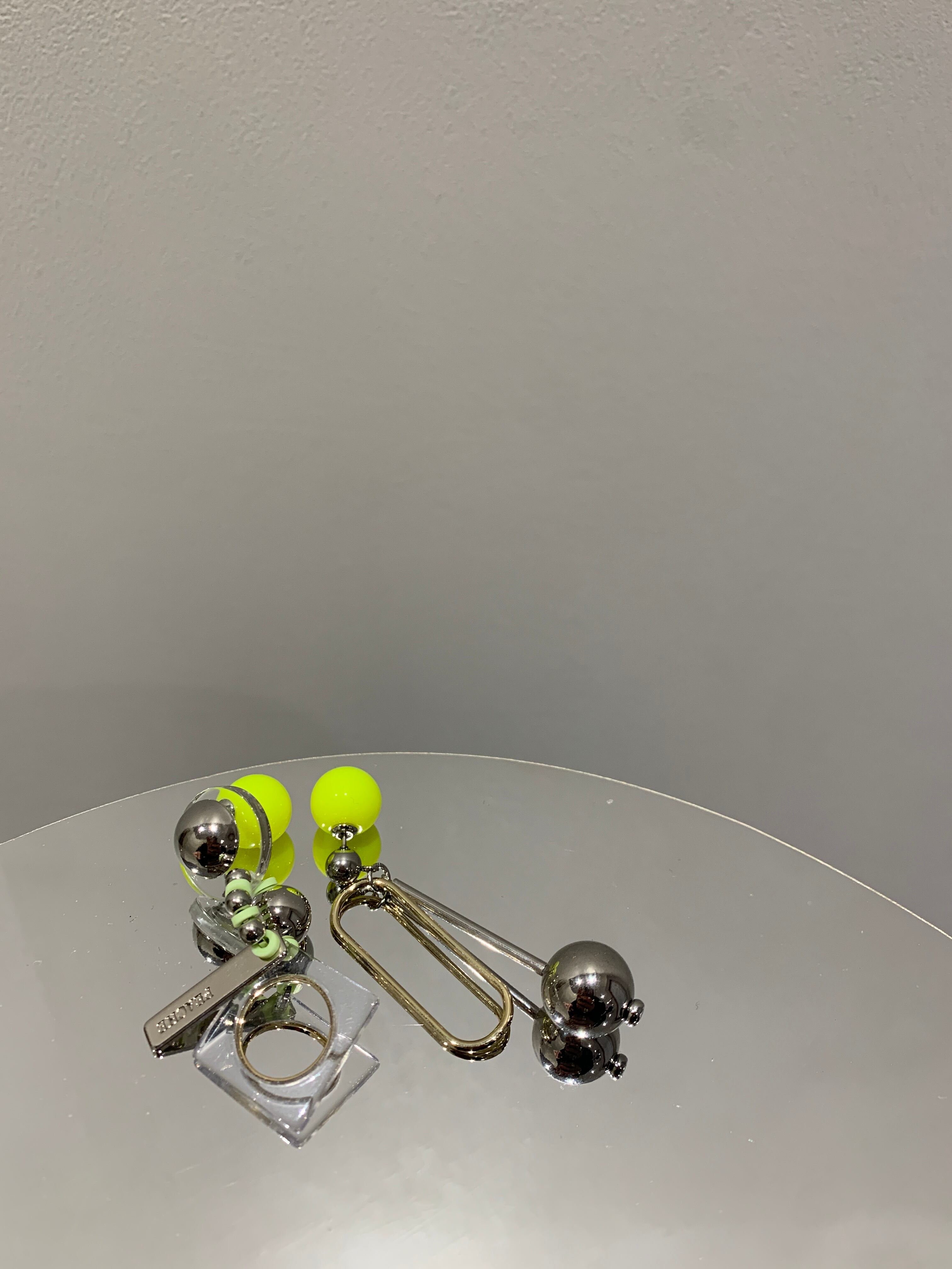 silver clear asymmetry