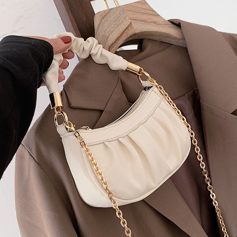 スタイルミニレッドチェーン ハンドバッグ メッセンジャーバッグ ミニバッグ Tiancai_Wing_Bag42196873781