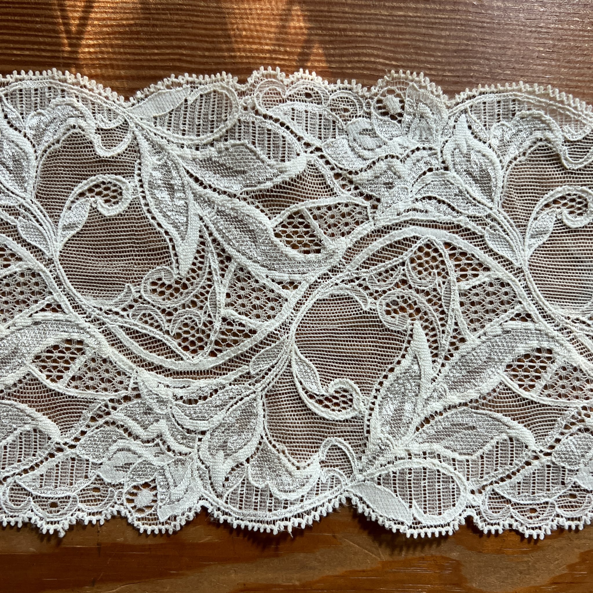 古いレース(C) ハギレ ドイリー フランスアンティーク ヴィンテージ
