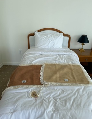 予約【tak!tak!tak!tak!】Butter Rattan Mat (Non-slip)