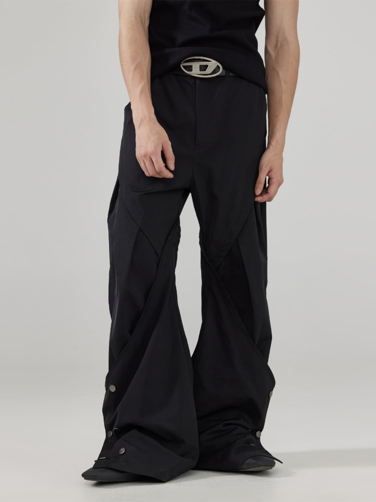 FRKM SCD 24AW 変形デザイン ルーズフレアパンツ | テックウェア専門店 