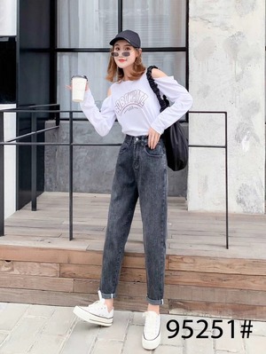 ロールアップデニムパンツ