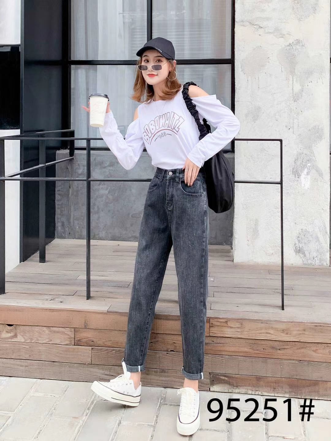 ロールアップデニムパンツ