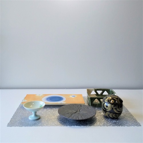 志野風長皿・織部あし穴あき正角鉢・黒絞り14㎝高台皿・金渦茶碗蒸し・珍味・5点セットの商品画像2