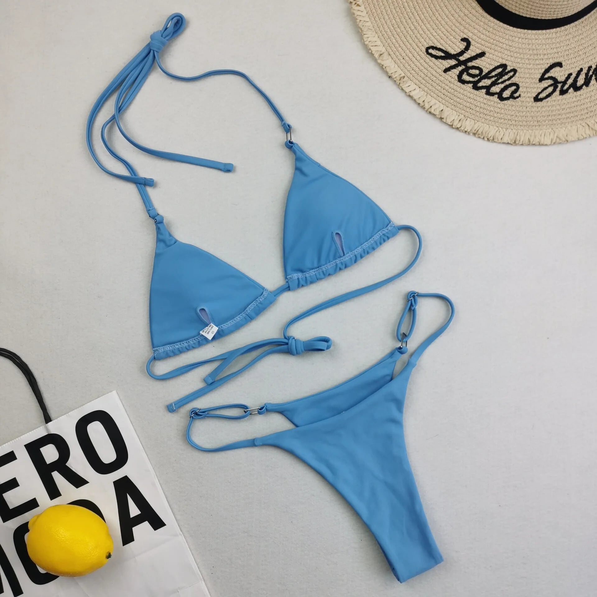 セクシーなレッドマイクロビキニ 2024 女性水着水着 Tバックビキニ