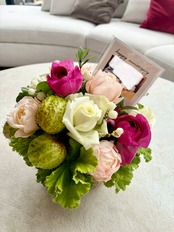 心を込めた旬のお花のギフトアレンジメント