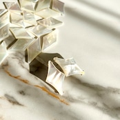 Teresaダイヤシェイプピアス