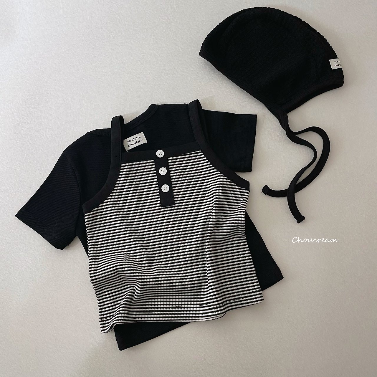[choucream] Button Stripe Sleeveless Tee / [슈크림] 버튼단가라나시티
