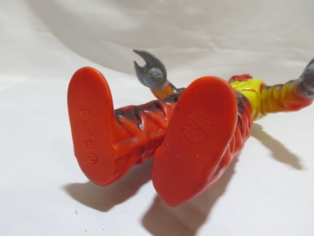 【当時もの】マルザン　ソフビ　ゴドラ星人　ウルトラセブン Yahoo!オークション -「ゴドラ星人 マルサン」の落札相場・落札価格