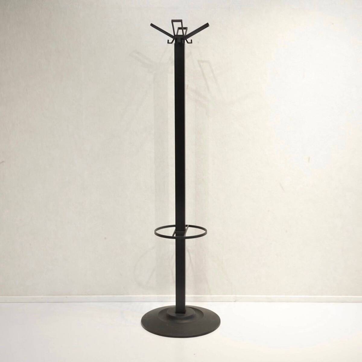 イタリア製　カルテル　セグメンティ　コートハンガー　クローズスタンド　ブラック カルテル Kartell コートハンガー Segmenti セグメンティ 5160