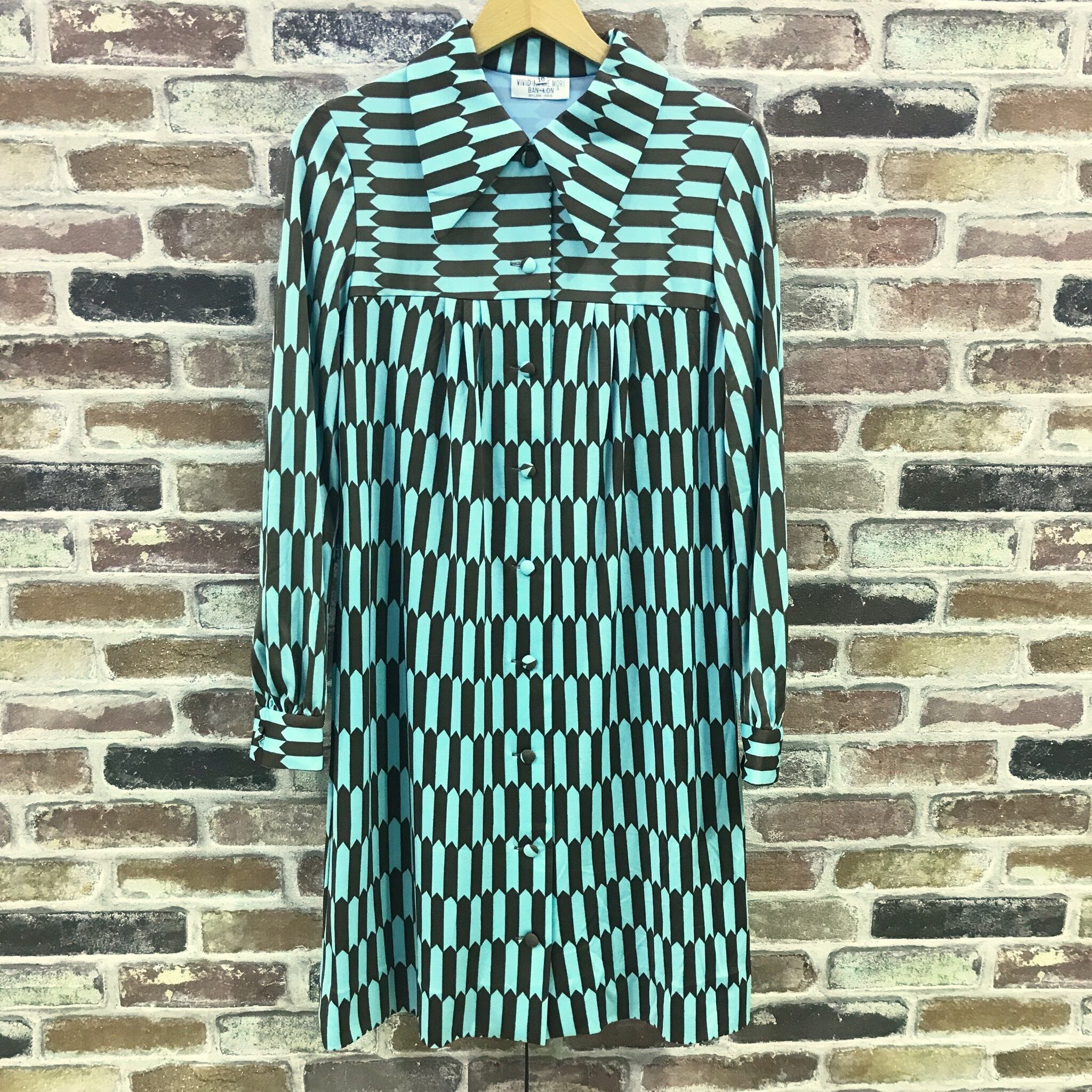 VIVID(Hanae Mori) vintage 総柄 トップス M VIVID(Hanae Mori) vintage 総柄 トップス M